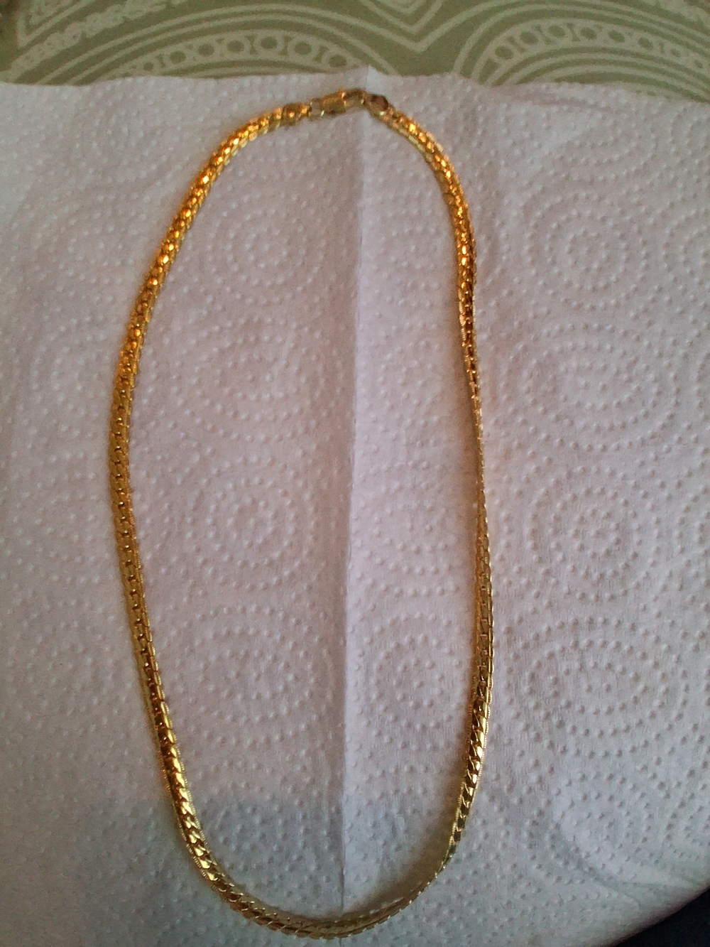Classic Women's Chain Necklace - Timeless Shine Sell As It Is